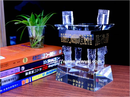 水晶工艺品 艺术与礼仪的完美融合